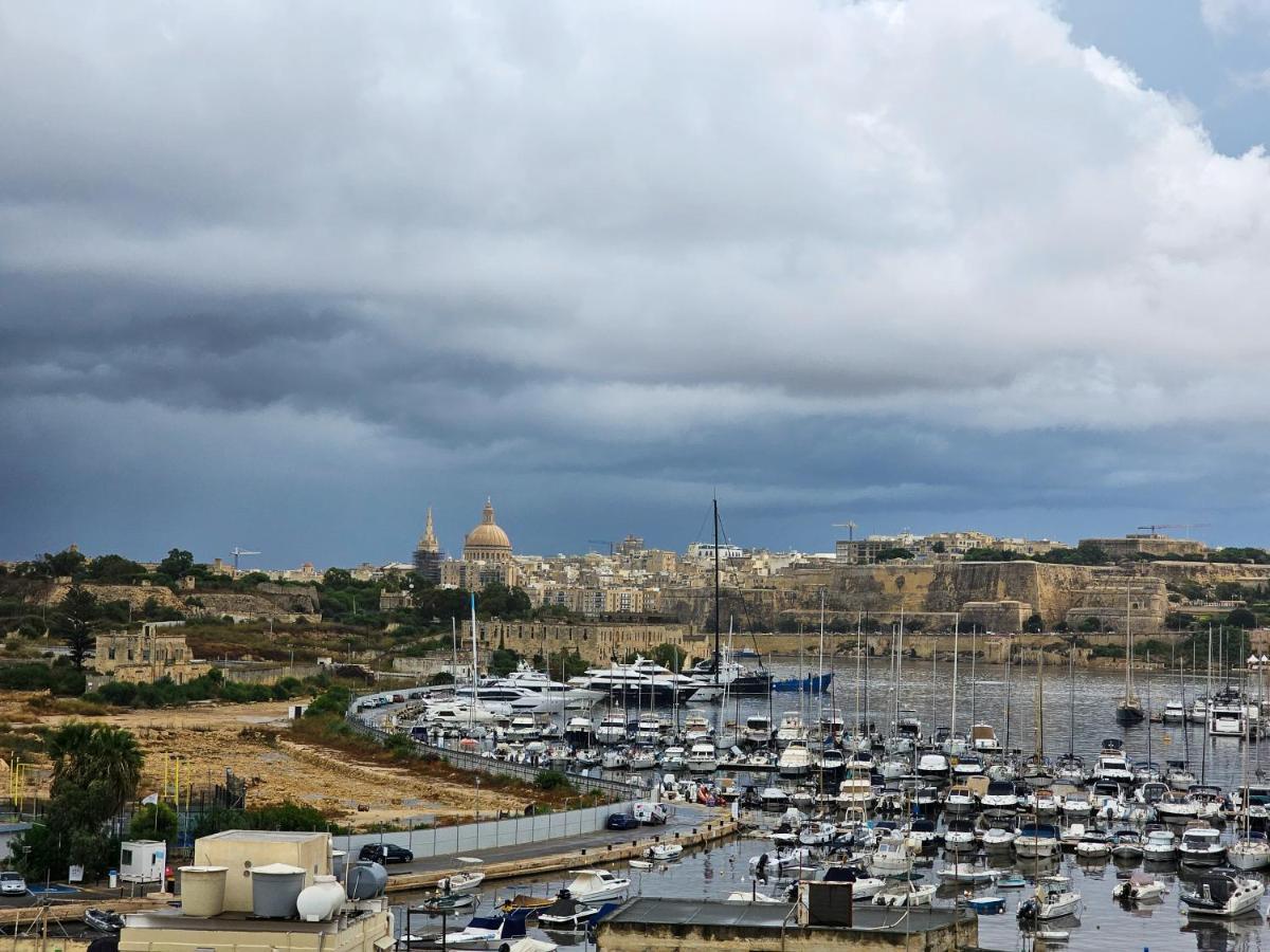 Mive Luxury Sea View Penthouse Apartment Gzira Екстериор снимка