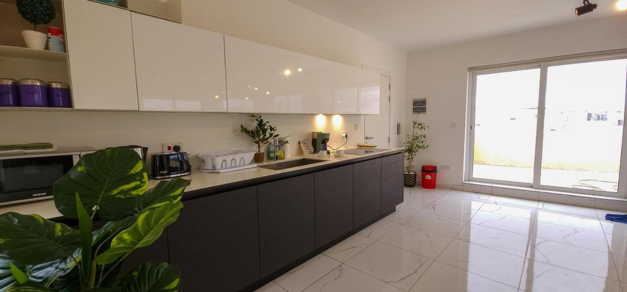 Mive Luxury Sea View Penthouse Apartment Gzira Екстериор снимка